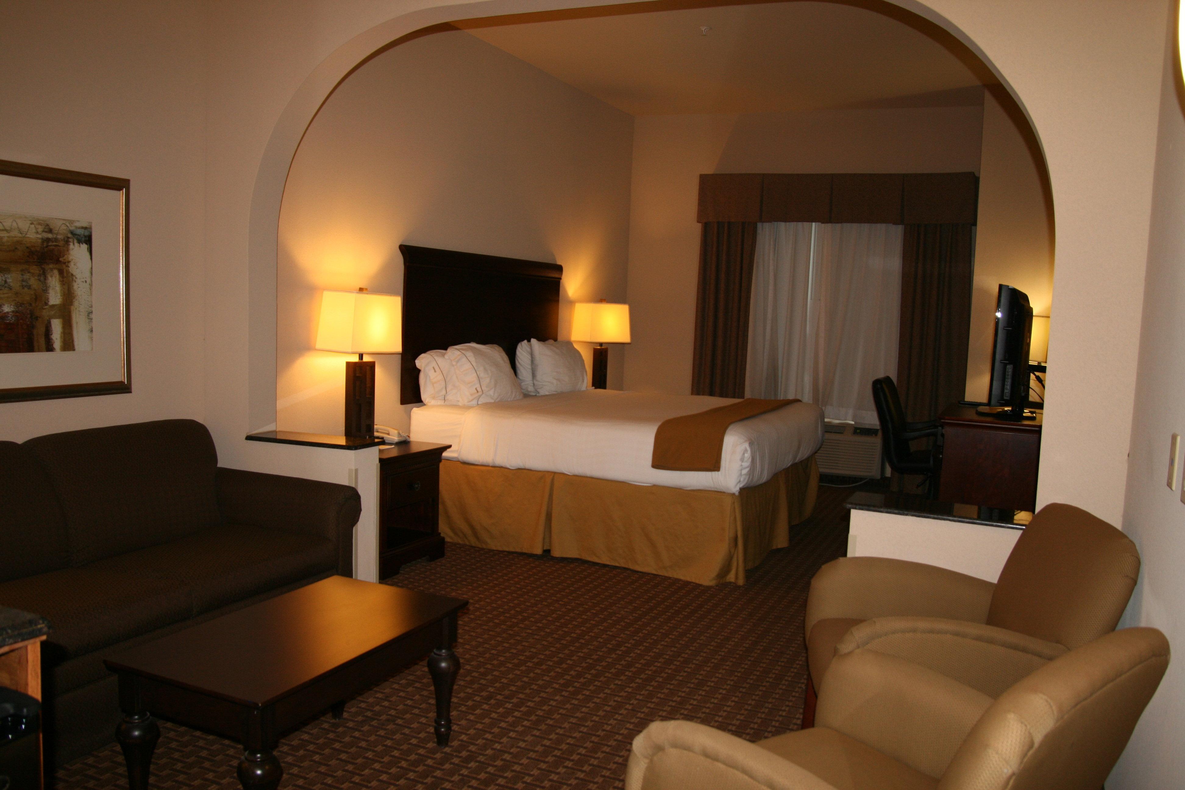 Holiday Inn Express Hotel And Suites Kingsville By Ihg Bagian luar foto
